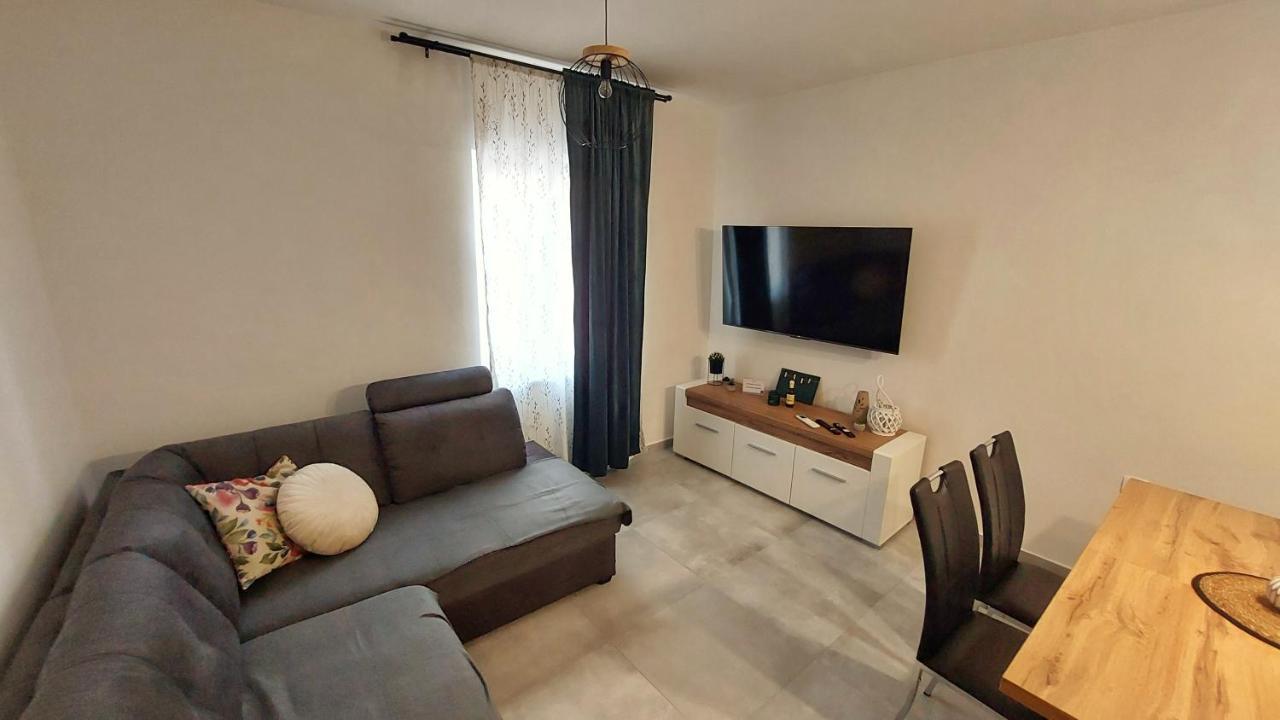 Apartman Zengg Dış mekan fotoğraf